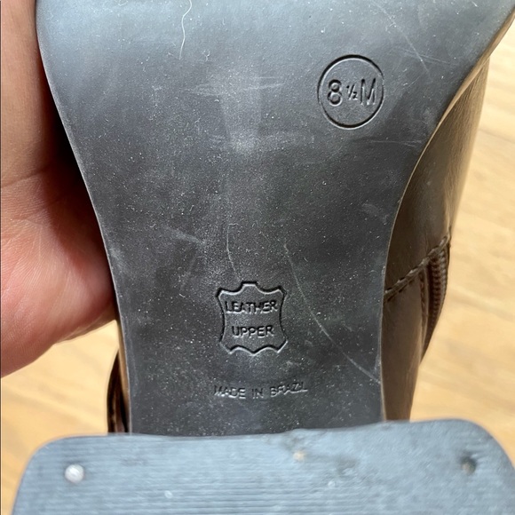 MIA Vintage Leather Mid-Calf boots - Picture 4 of 5